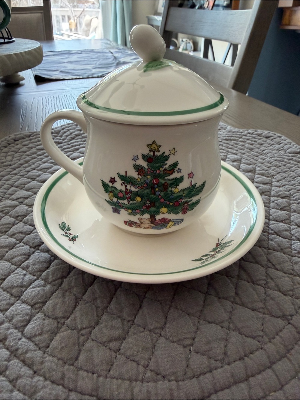 Nikko Ceramics White Cream Green Christmas Tree Lidded Cup and Saucer